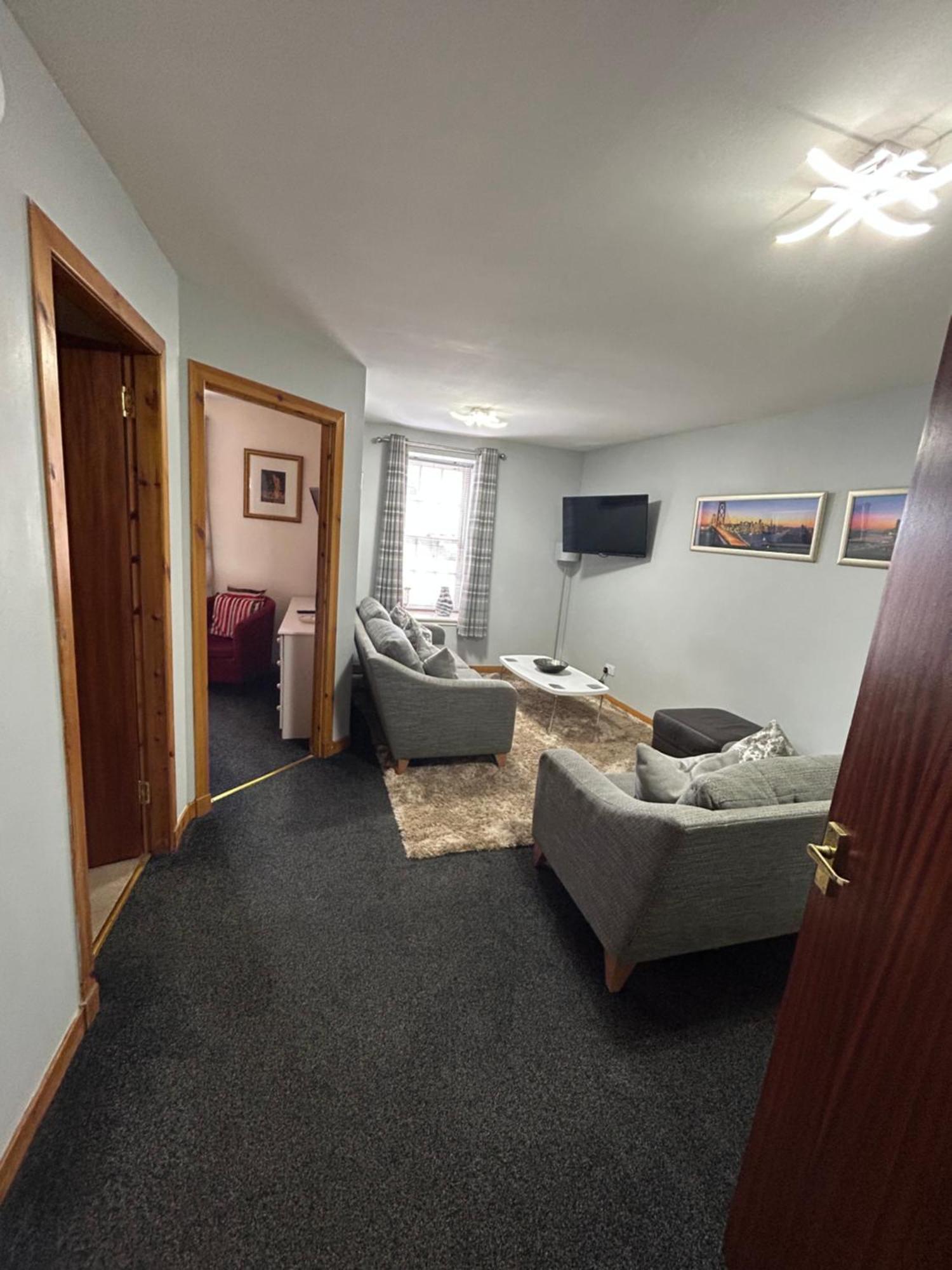 Saint Blue Apartment Тейн Екстериор снимка